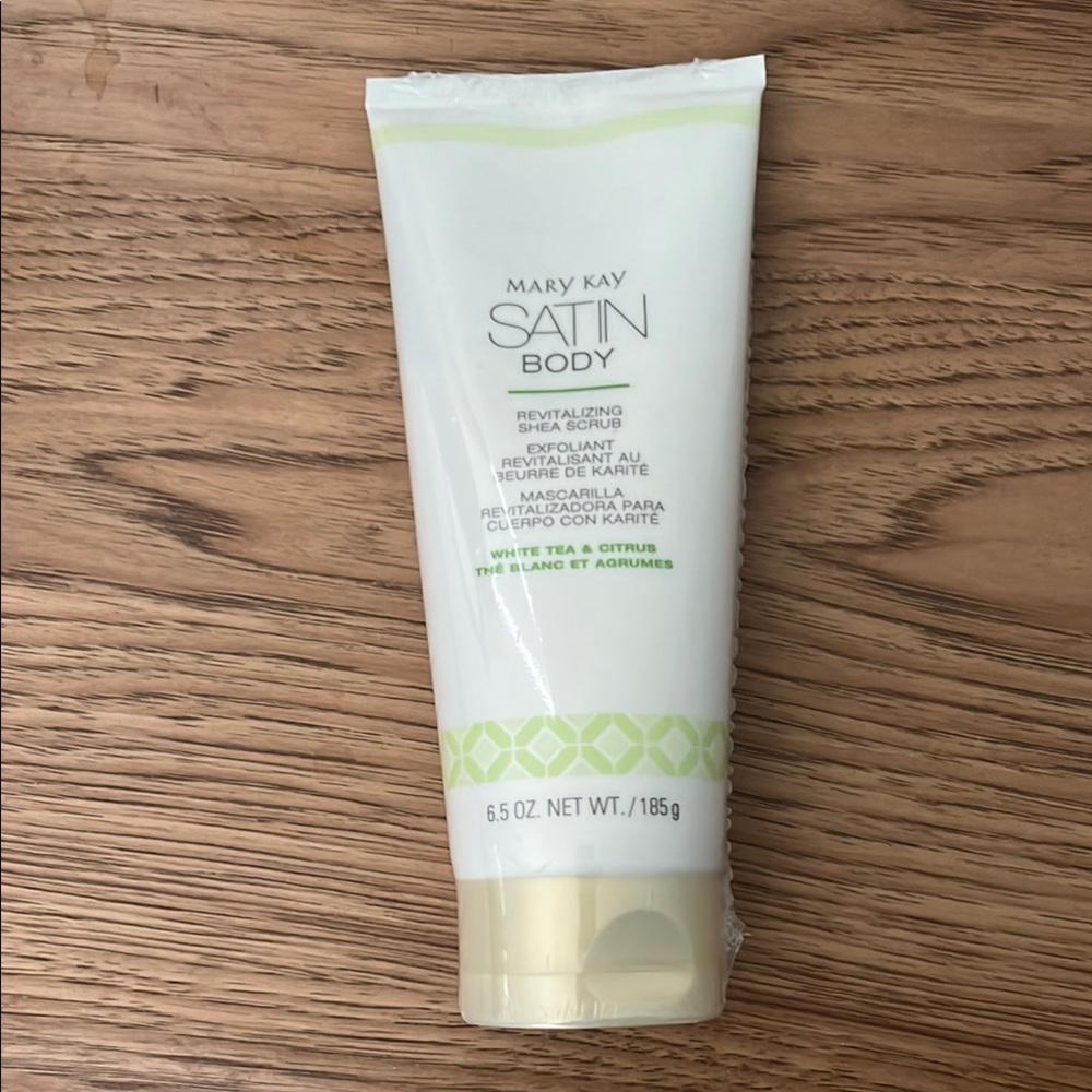 Mary Kay White Exfoliant Satin Body Scrub